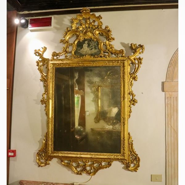 ♦ Grande specchiera in legno dorato