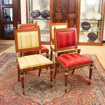 ♦ Quattro Sedie in Legno e Legno Dorato