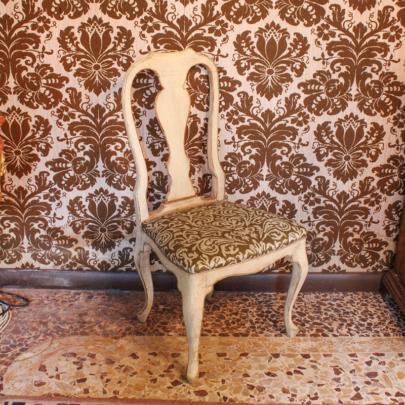 ♦ Sedia in legno laccato  (Italia, XX sec.)  - Asta Gli Arredi di Villa "Le Marchesane" - San Luca Casa d'Aste