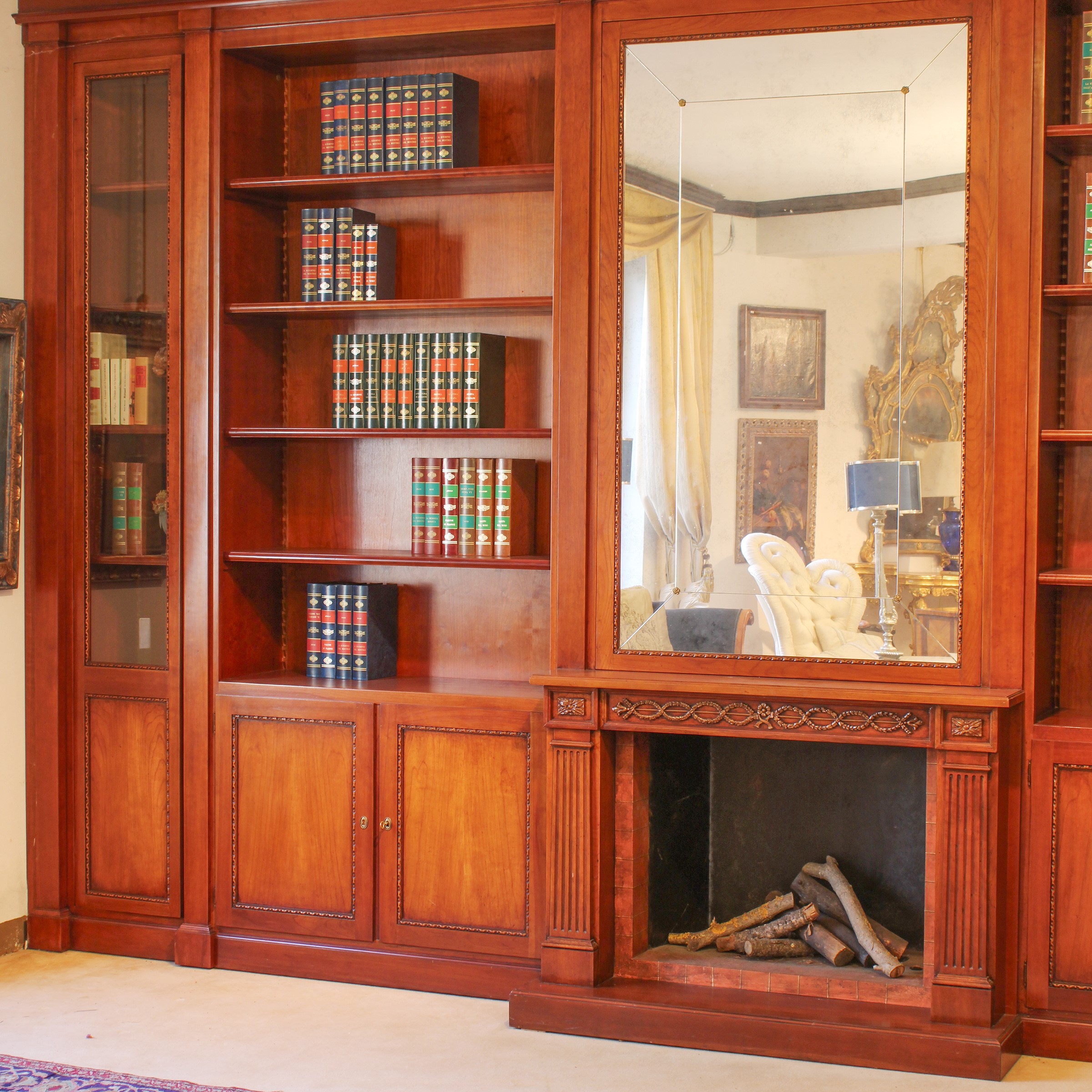 ♦ Boiserie in Ciliegio
