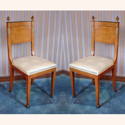♦ Coppia di Sedie in Legno
