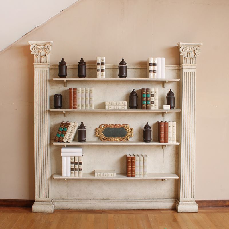 ♦ Libreria in legno laccato  (Italia, XX sec.)  - Asta Gli Arredi di Villa "Le Marchesane" - San Luca Casa d'Aste