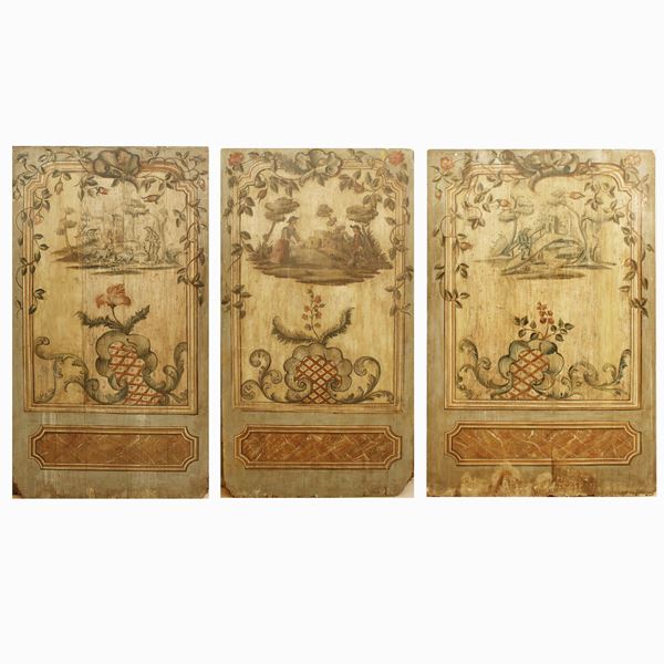 Tre pannelli decorativi