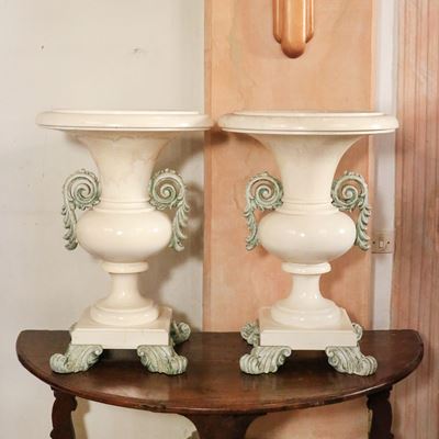 ♦ Coppia di Vasi in Legno Laccato