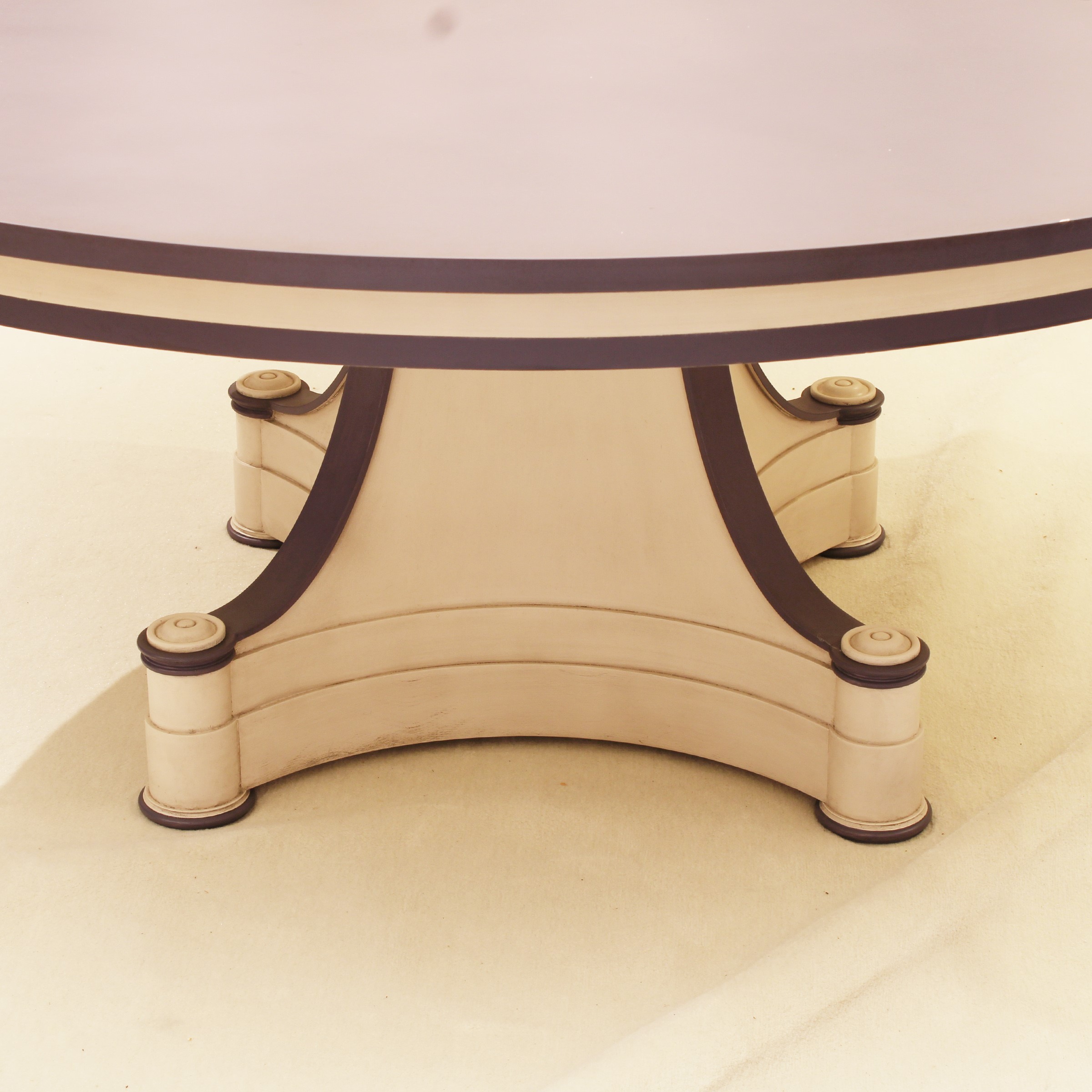 ♦ Tavolo in Legno Laccato Antracite e Beige