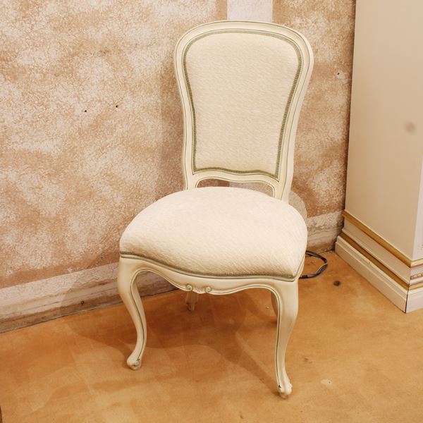♦ Sedia in legno laccato