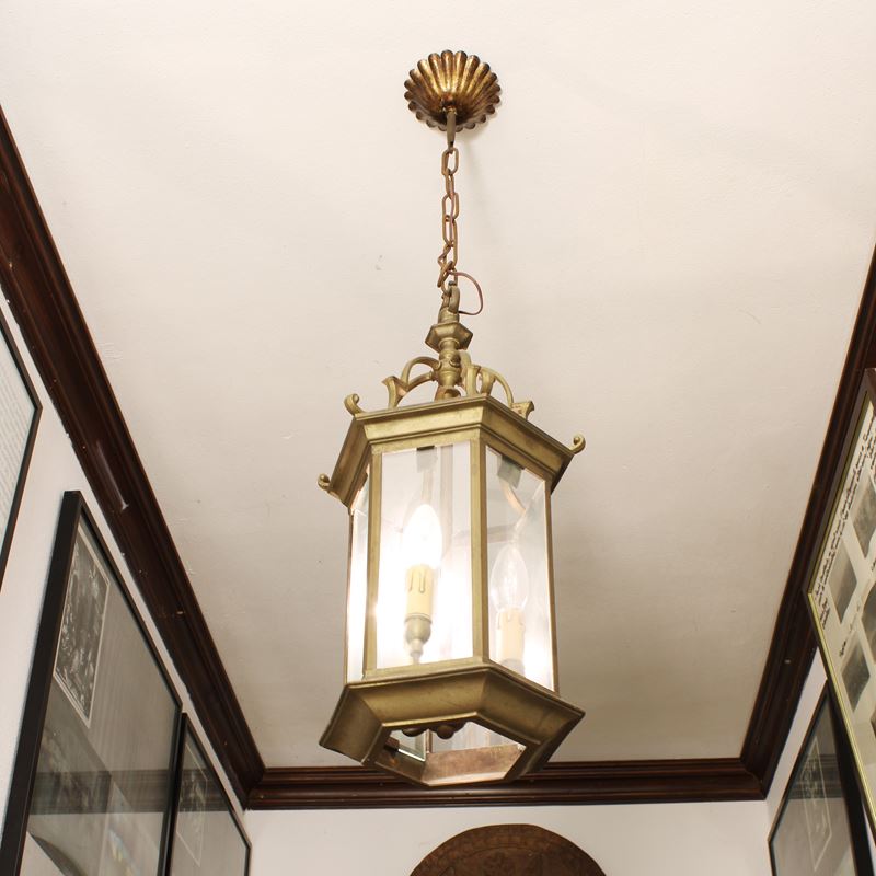 Lanterna in bronzo  (Italia, XX sec.)  - Asta Gli Arredi di Villa "Le Marchesane" - San Luca Casa d'Aste