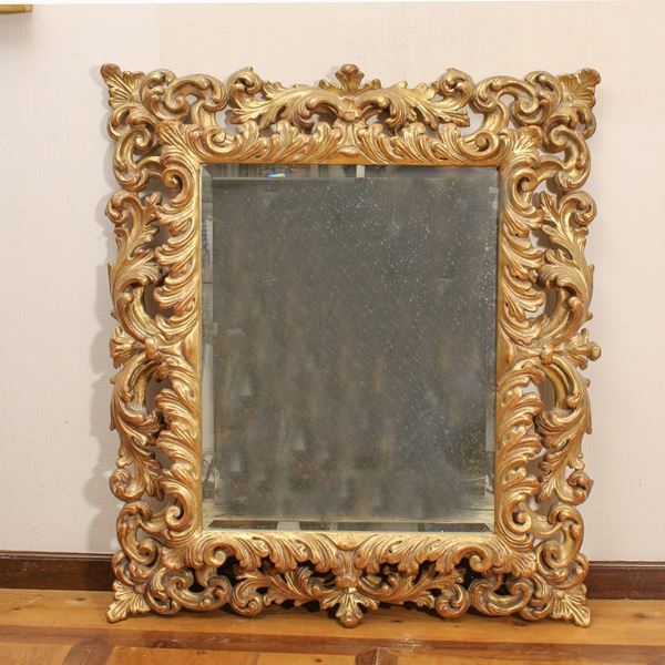 ♦ Specchiera in legno dorato