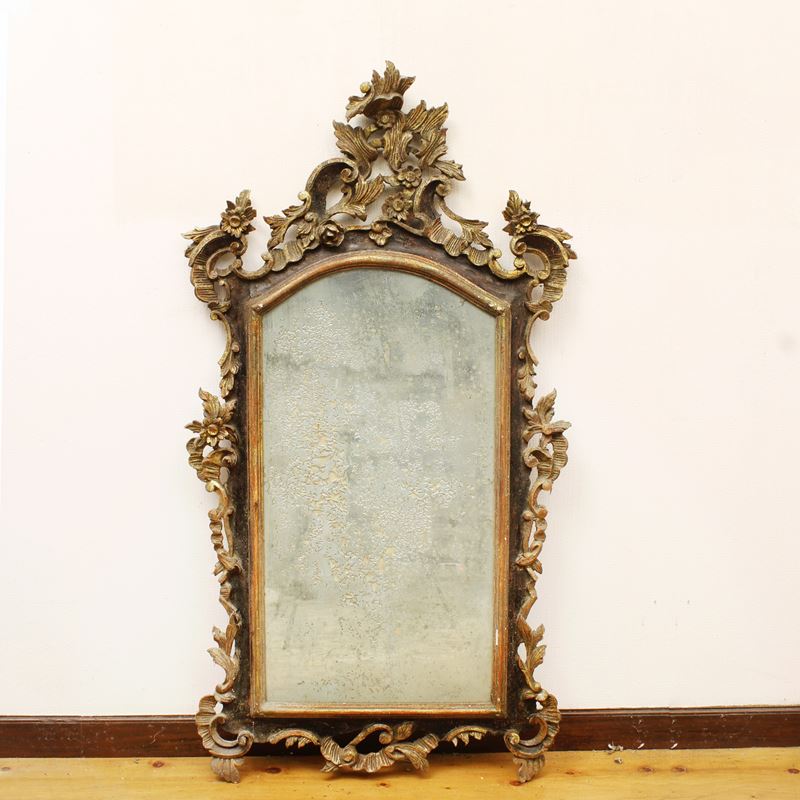 ♦ Specchiera in legno laccato e dorato  (Italia, XX sec.)  - Asta Gli Arredi di Villa "Le Marchesane" - San Luca Casa d'Aste
