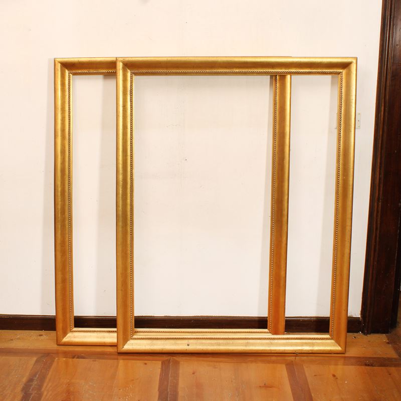 Coppia di specchiere in legno dorato  (Italia, XX sec.)  - Asta Gli Arredi di Villa "Le Marchesane" - San Luca Casa d'Aste