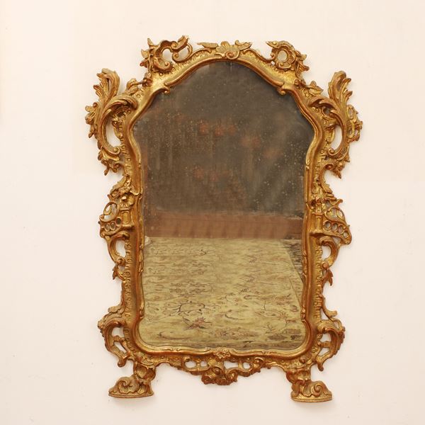 ♦ Specchiera in legno dorato