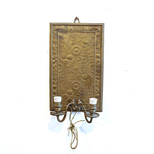 Applique a due luci in bronzo dorato