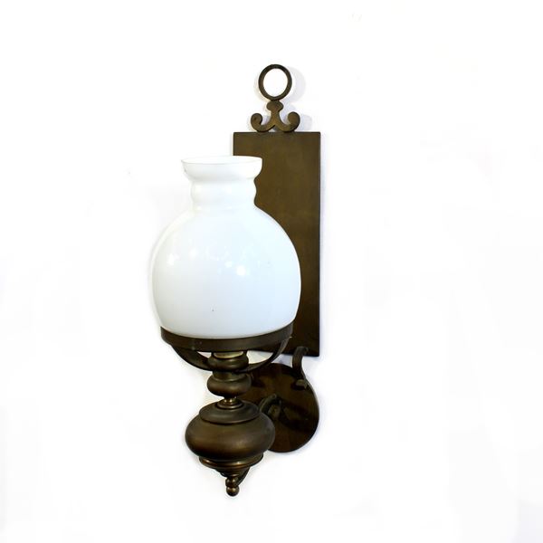 Applique in ottone