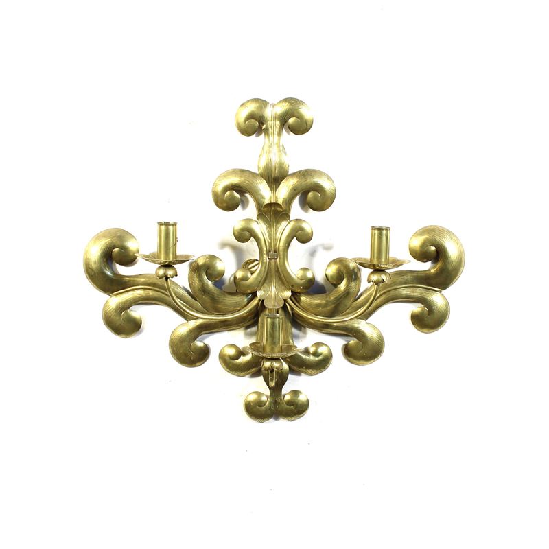 Applique a tre luci in metallo dorato  (Italia, XX sec.)  - Asta Illuminazione e decorazione per interni - San Luca Casa d'Aste