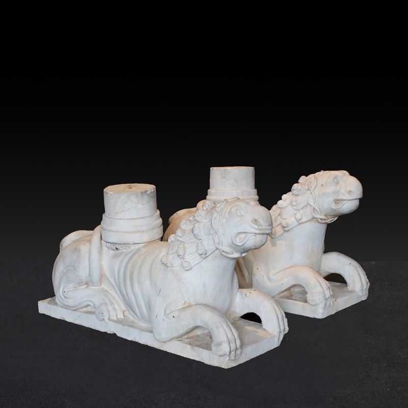 Coppia di sculture in pietra  (Italia, XIX-XX sec.)  - Asta Gli Arredi di Villa "Le Marchesane" - San Luca Casa d'Aste