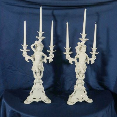 ♦ Coppia di Candelabri in Ceramica Bianca