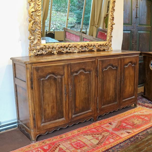 Grande credenza in noce