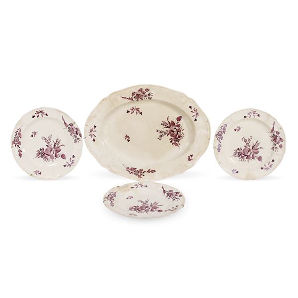 Gruppo di piatti in porcellana (4)