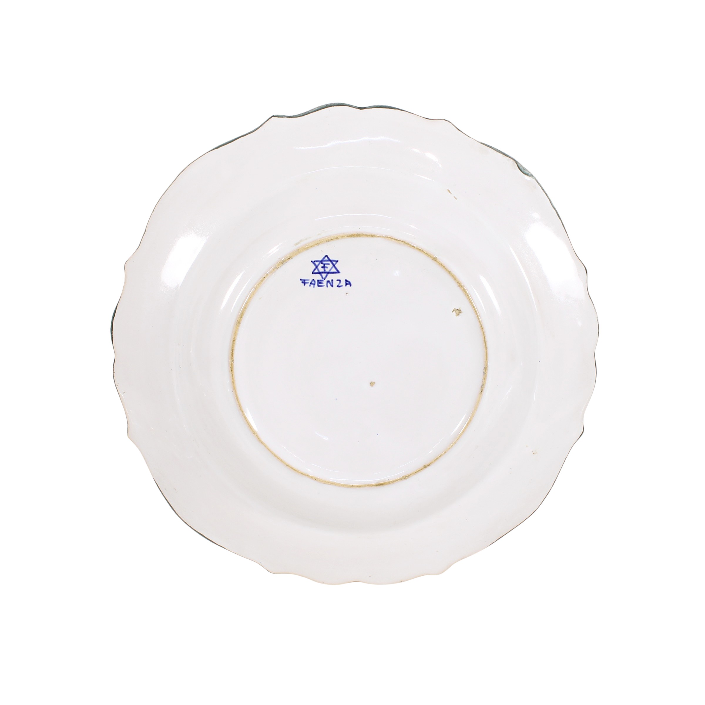 Gruppo di piatti in ceramica (7)