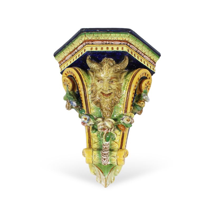 Mensola angolare in ceramica  (Italia, XIX-XX sec.)  - Asta ASTA A TEMPO Ceramiche e porcellane - San Luca Casa d'Aste