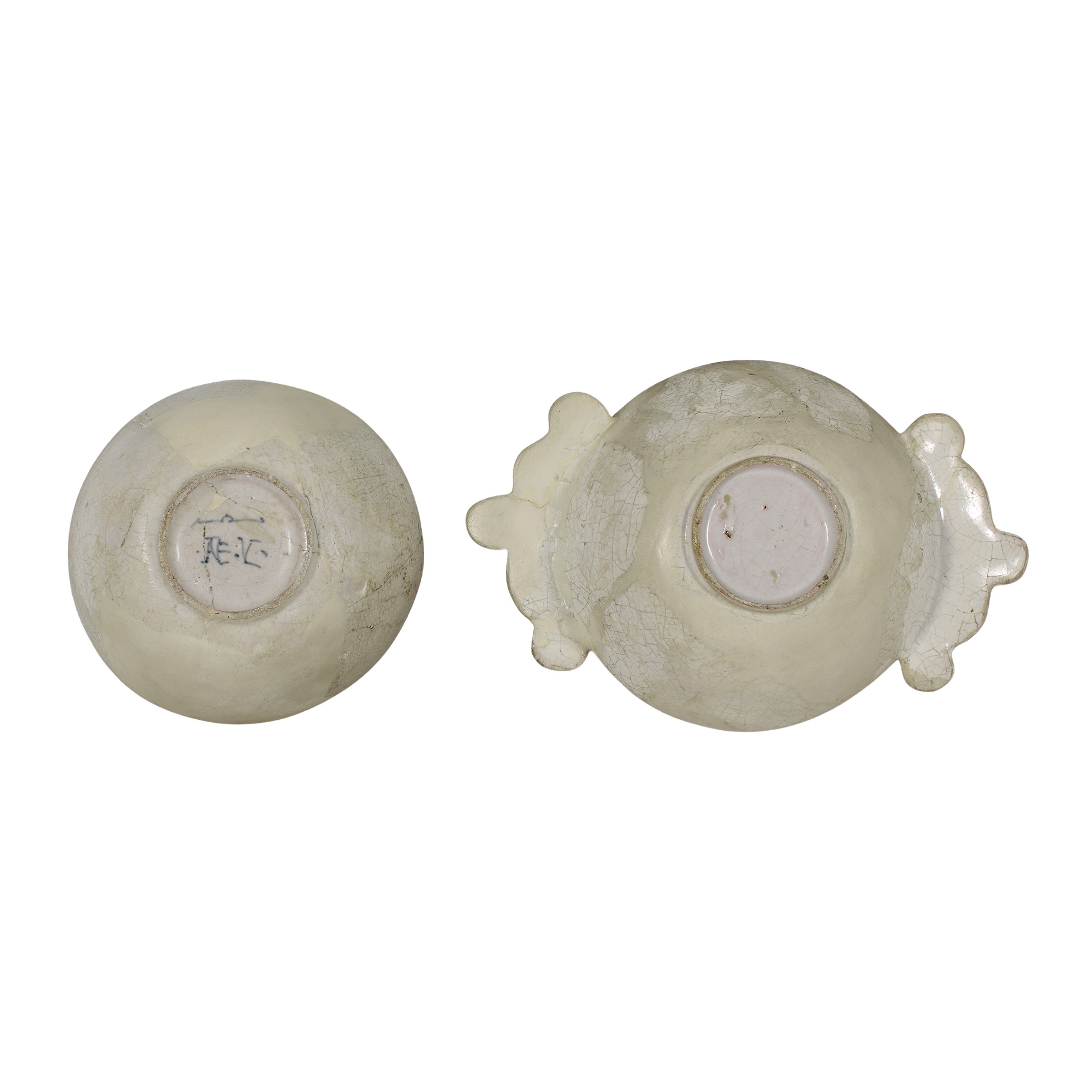 Due coppe in ceramica
