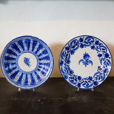 Due Piatti in Maiolica