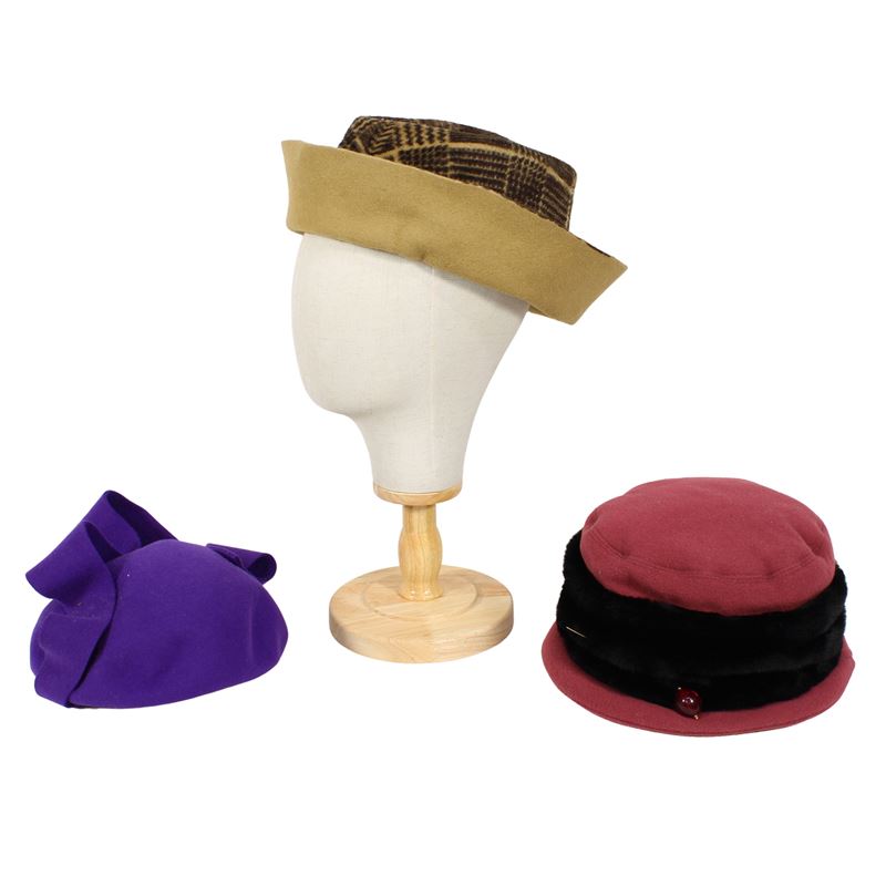 Tre cappelli  (Italia, XX Sec.)  - Asta ASTA A TEMPO Fashion Vintage - San Luca Casa d'Aste