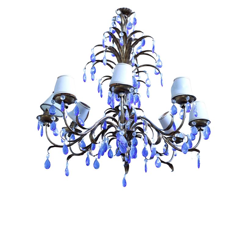 Lampadario a otto luci in metallo dorato  (Italia, XIX-XX sec.)  - Asta Dimore Venete - San Luca Casa d'Aste