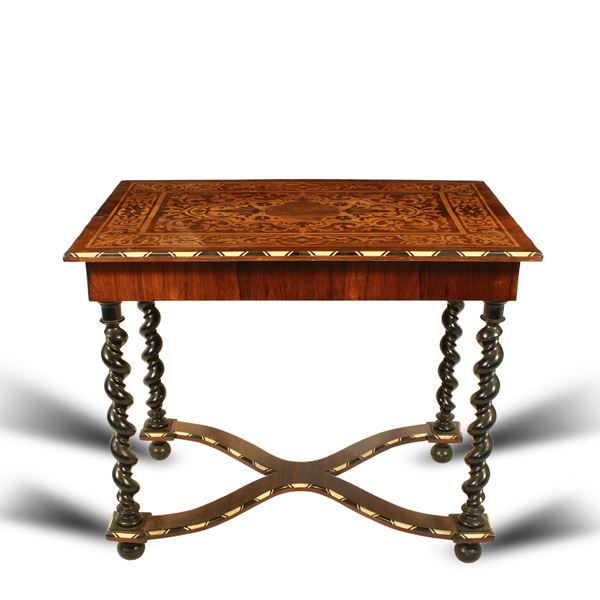 Tavolino da salotto in legno