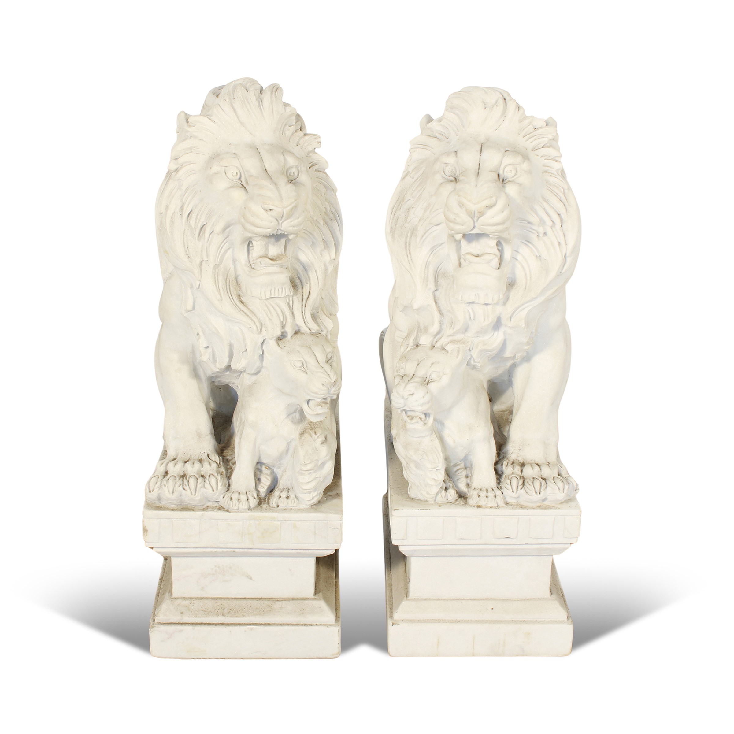 Coppia di sculture in marmo bianco