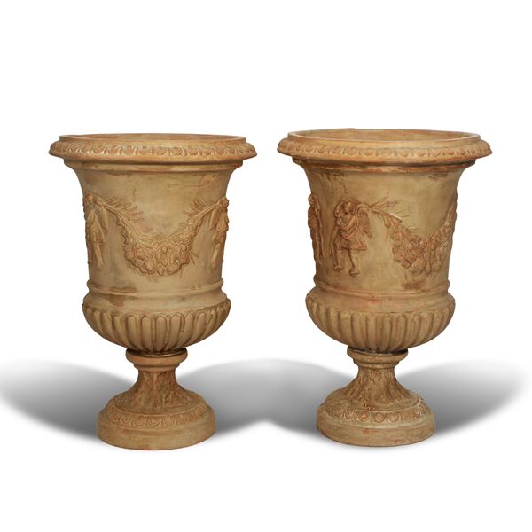 Coppia di vasi in terracotta