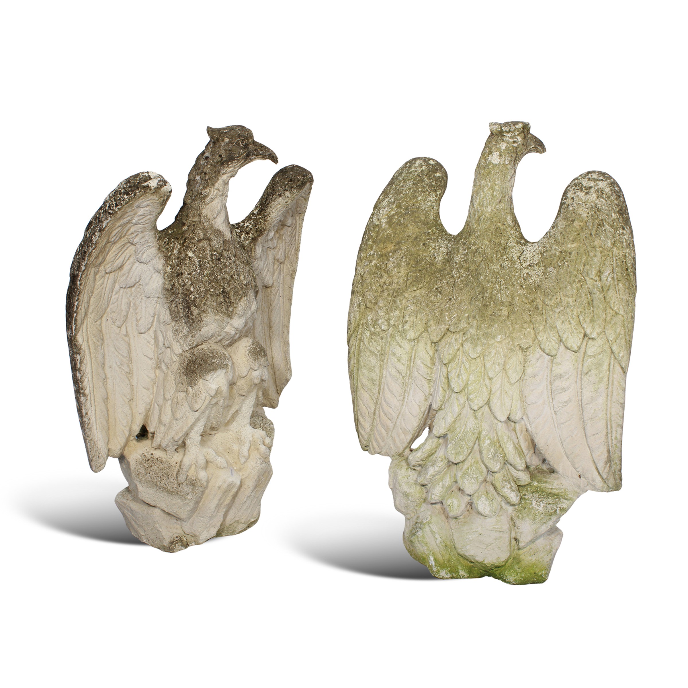 Coppia di sculture in agglomerato