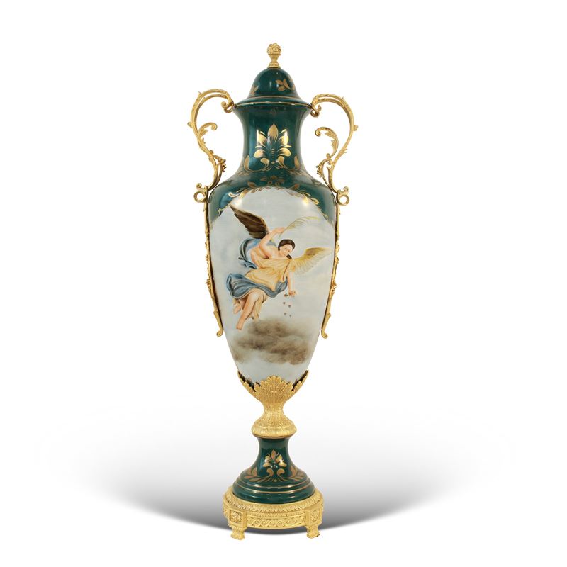 Vaso in porcellana e bronzo dorato  (Francia, XIX-XX sec.)  - Asta Dimore Venete - San Luca Casa d'Aste
