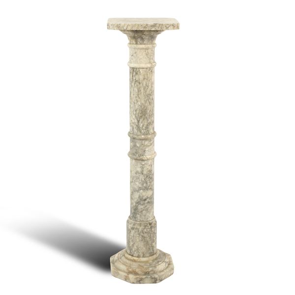 Colonna in marmo