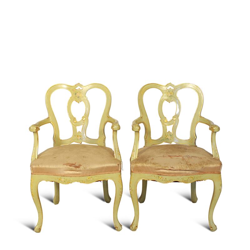 Coppia di poltrone in legno laccato e dorato  (Italia, XIX-XX sec)  - Asta Dimore Venete - San Luca Casa d'Aste