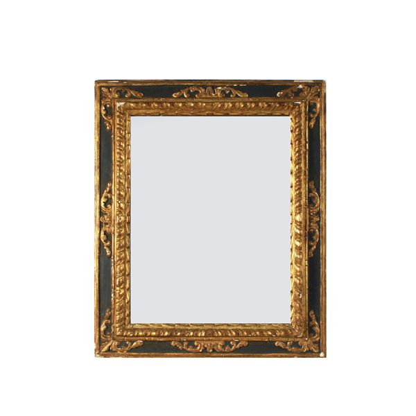 Specchiera in legno laccato e dorato