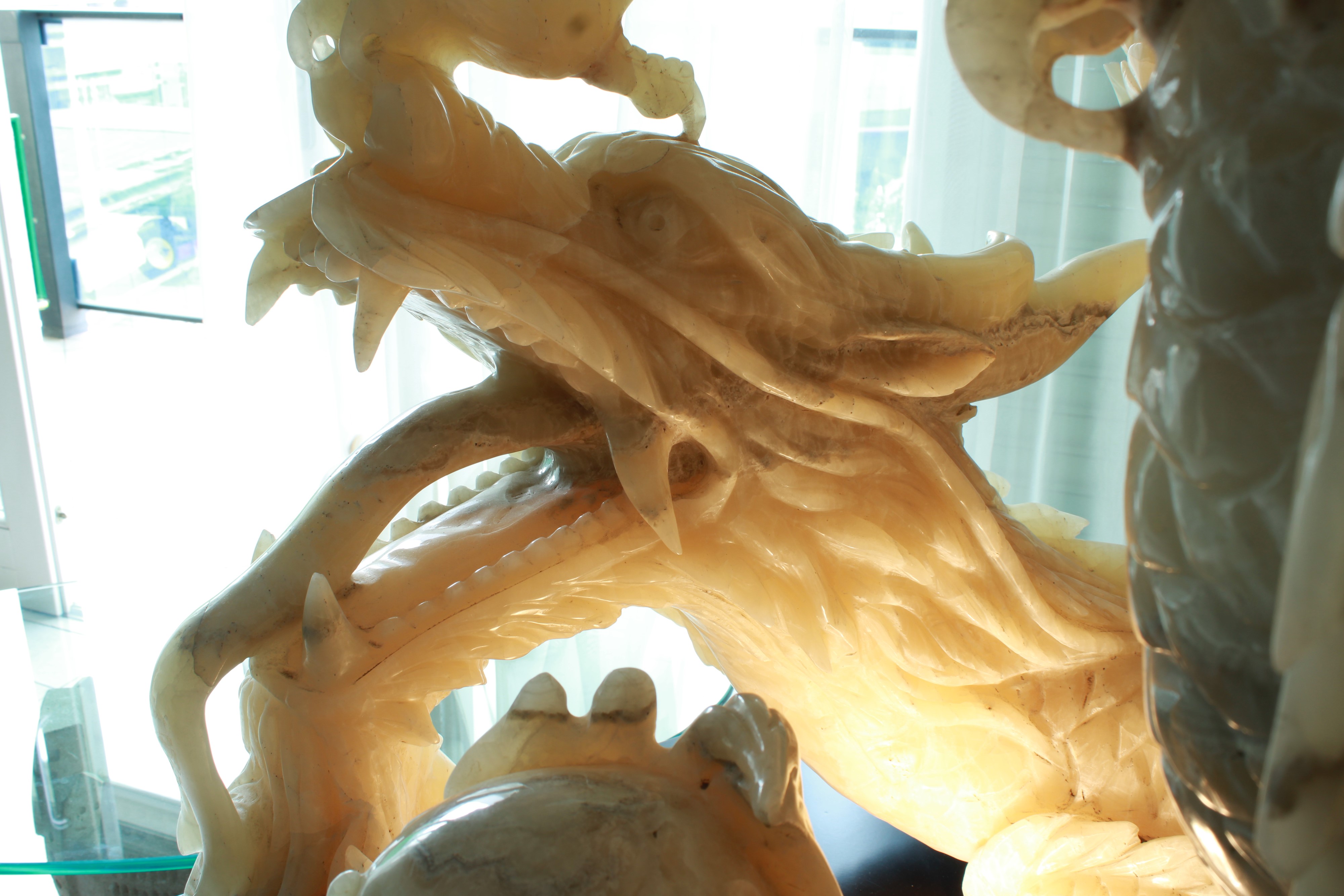 Grande scultura in onice