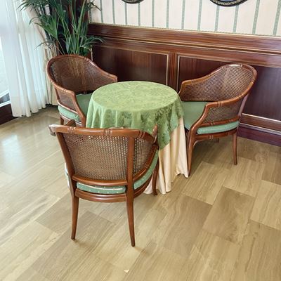 Tre Poltrone in Faggio