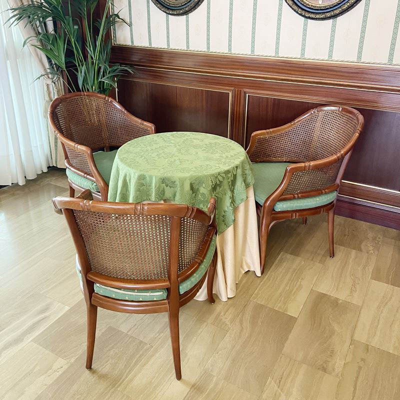 Tre poltrone in faggio  (Italia, XX sec.)  - Asta Gli Arredi del Grand Hotel Bristol sul Lago Maggiore - San Luca Casa d'Aste
