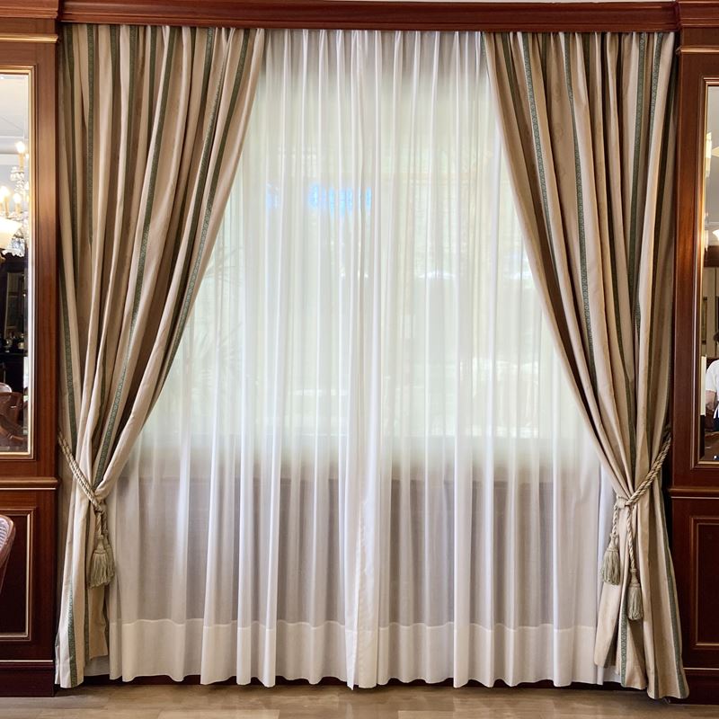 Tendaggio completo  (Italia, XX sec.)  - Asta Gli Arredi del Grand Hotel Bristol sul Lago Maggiore - San Luca Casa d'Aste