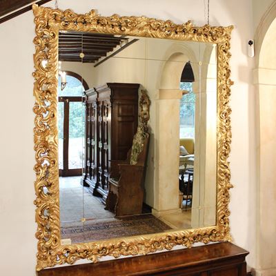 ♦ Grande Specchiera in Legno Dorato
