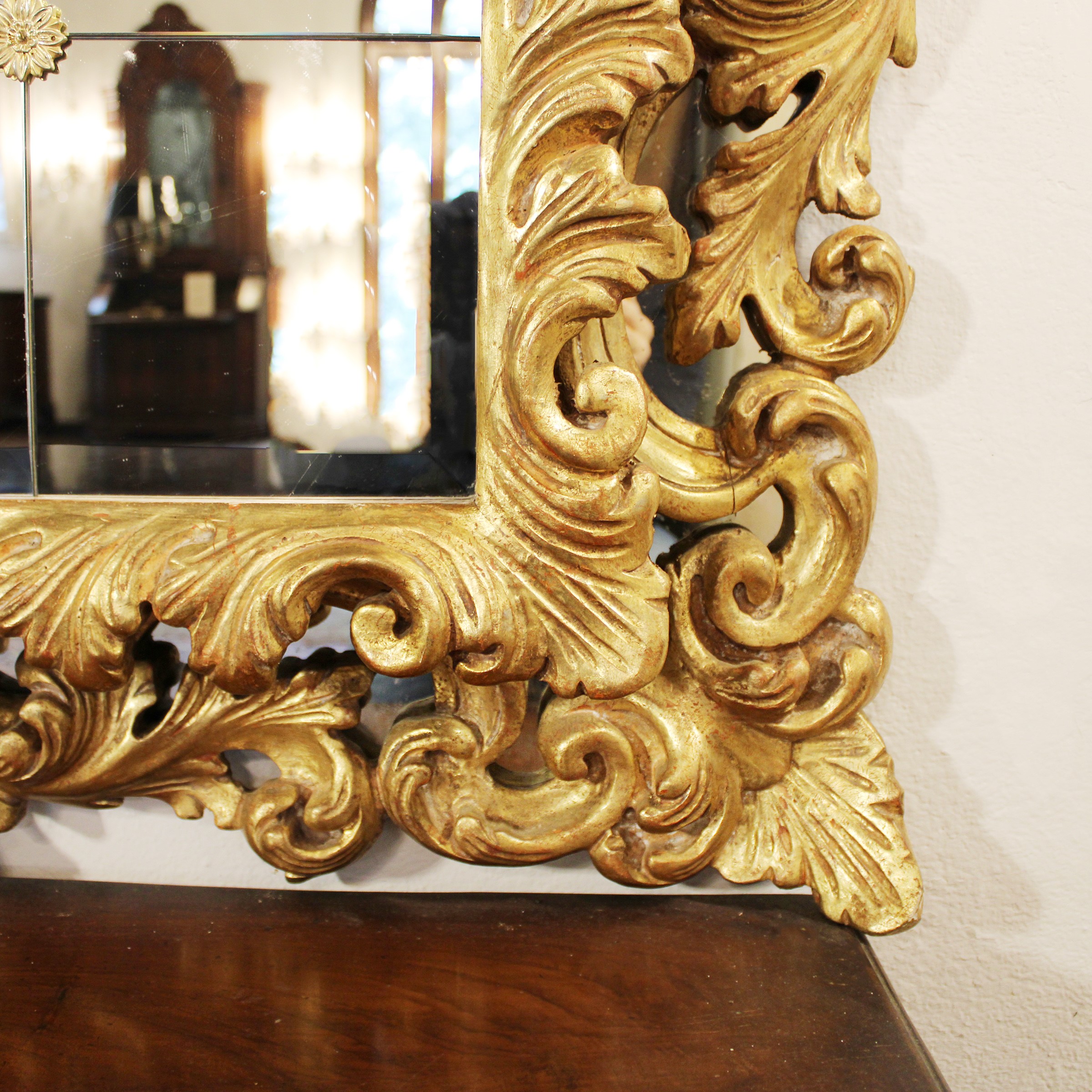 ♦ Grande Specchiera in Legno Dorato