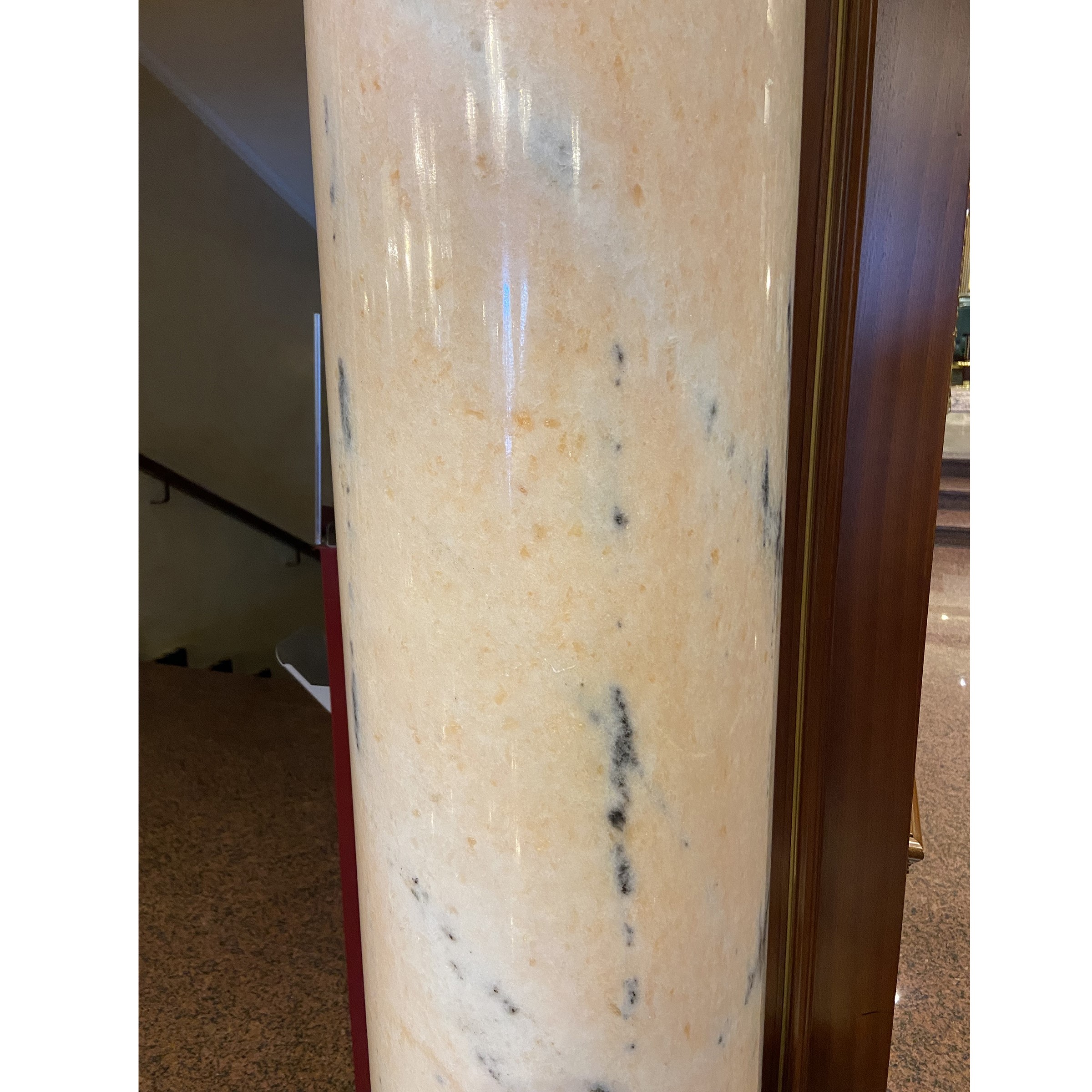 Coppia di Colonne in Marmo di Candoglia
