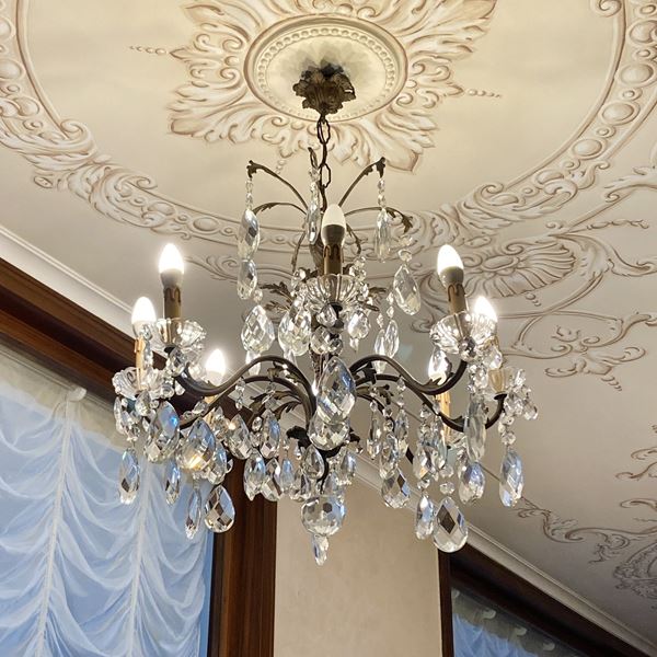 Lampadario a otto luci