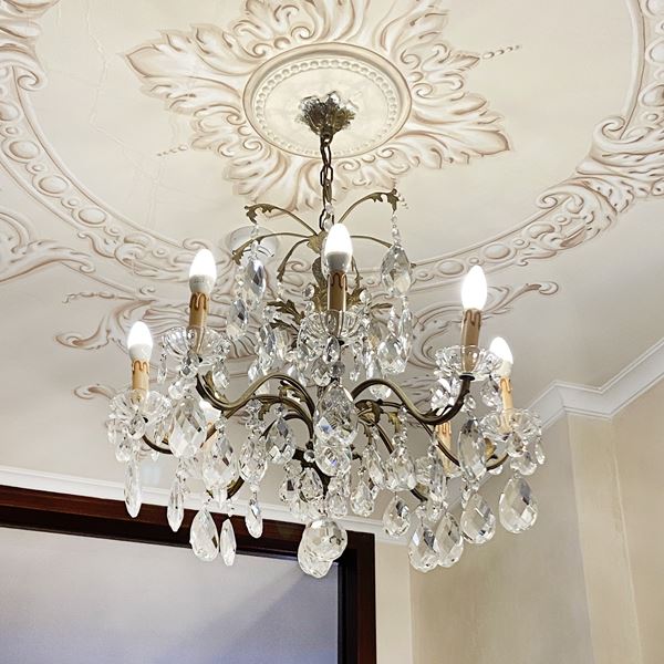 Lampadario a otto luci
