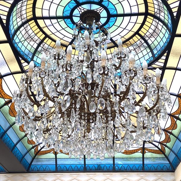 Grande lampadario a 27 luci