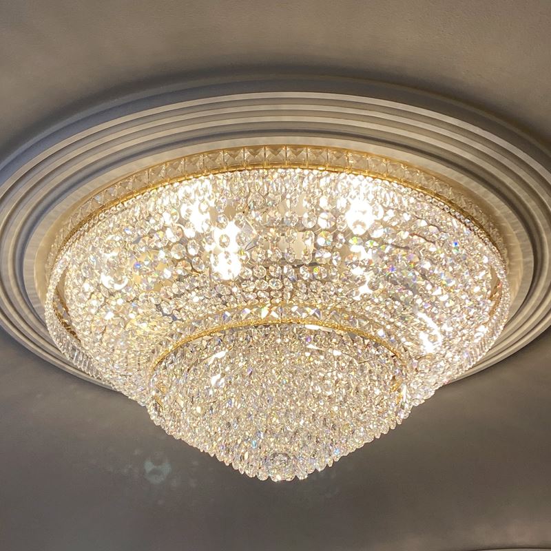 Plafoniera in metallo dorato  (Italia, XX sec.)  - Asta Gli Arredi del Grand Hotel Bristol sul Lago Maggiore - San Luca Casa d'Aste