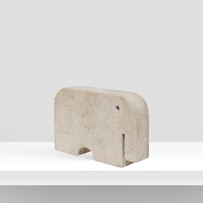 Enzo Mari, Scultura in travertino raffigurante un elefante