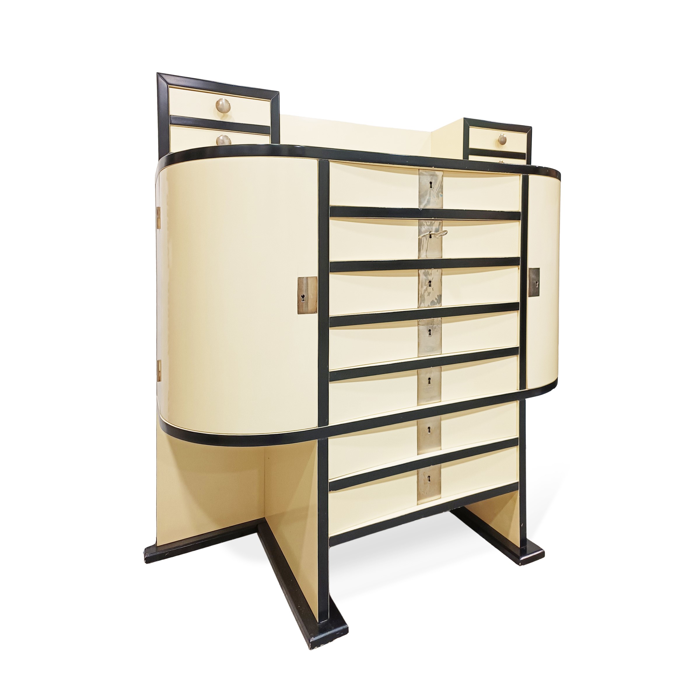 Josef Hoffmann, Mobile settimanale in legno laccato