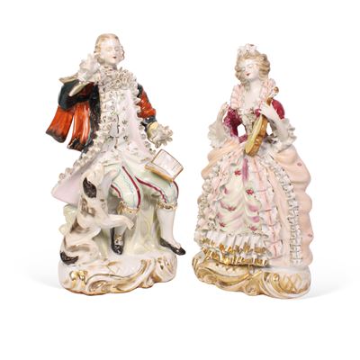 Manifattura Giapponese, Coppia di sculture in porcellana, XX sec.